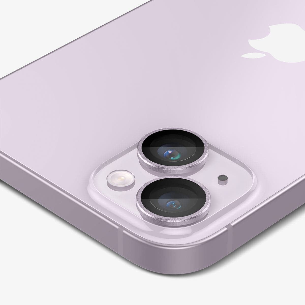 AGL05603 - iPhone 15 / 15 Plus Optik Pro Lens Protector in purple showing the back, side and top zoomed in on camera lens